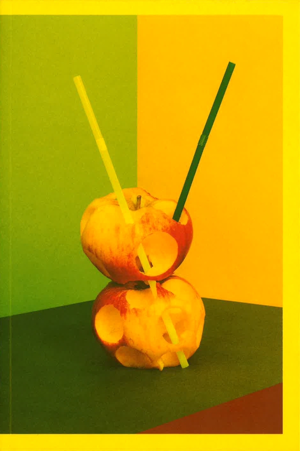 Buchcover Balance
                                          Studies: Zwei aufeinander liegende Äpfel, die von zwei Strohhalmen durchbohrt und stabilisiert werden
