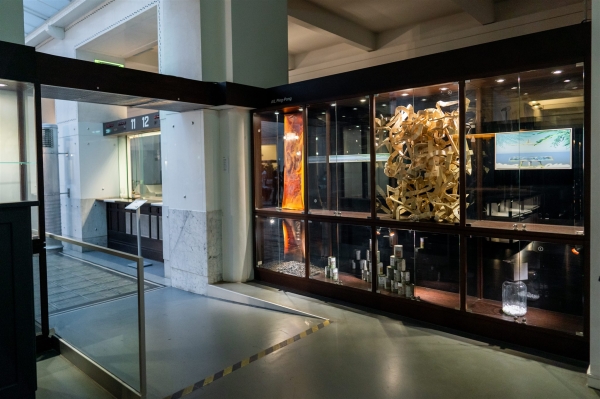 Exhibition view, display cabinet at the Otto Wagner Postsparkasse