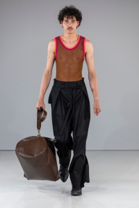 Show Modeklasse 2025 Diploma Olivia Jochum (c) Mario Ilic